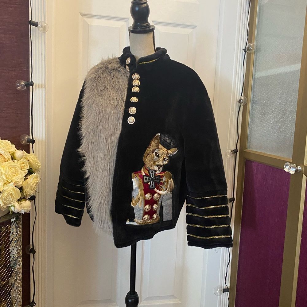 Fashion classic collection faux fur jacket, S-M